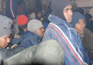 Emniyetten göçmen operasyonu